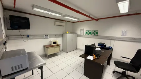 13 West View Road, Clayville - Building 5 (8)